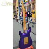 Fender American Ultra Stratocaster Plum Metallic w/Ebony Fingerboard & Anodized Gold Pickguard SOLID BODY GUITARS