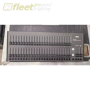 NSI-NSI 7024 24-48 CHANNEL DUAL PROTOCOL LIGHTING CONSOLE- USED USED LIGHTING & EFFECTS